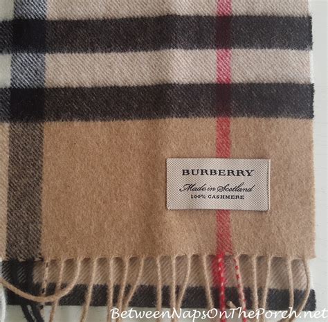 esarfa burberry originala vs fake|Burberry logo scarf.